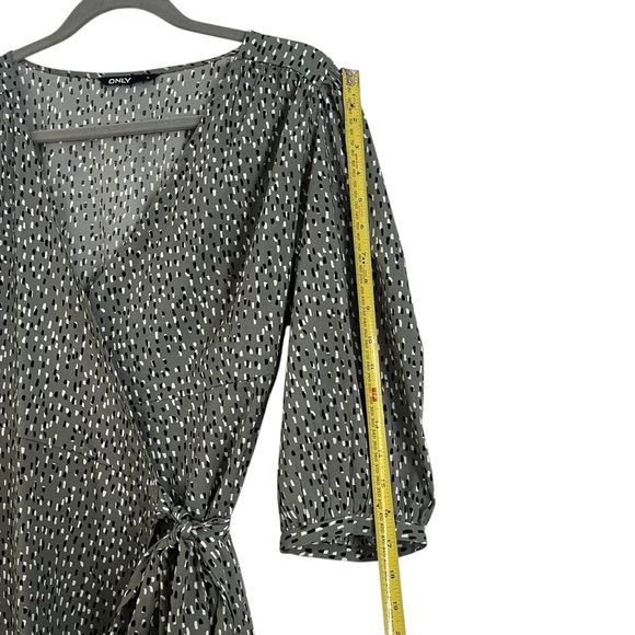 Only Green Ruffled Wrap Midi Dress - Picture 9 of 12